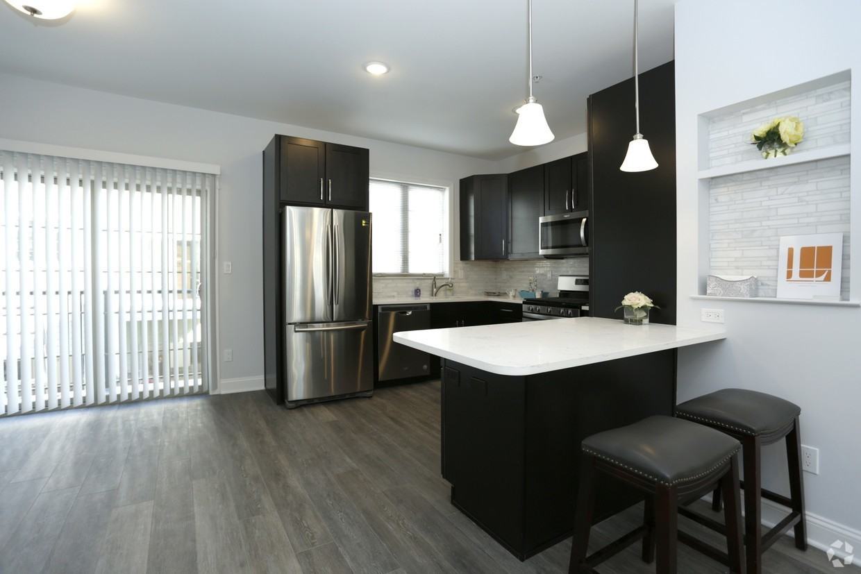 One Second Street - Photo 5 of 28