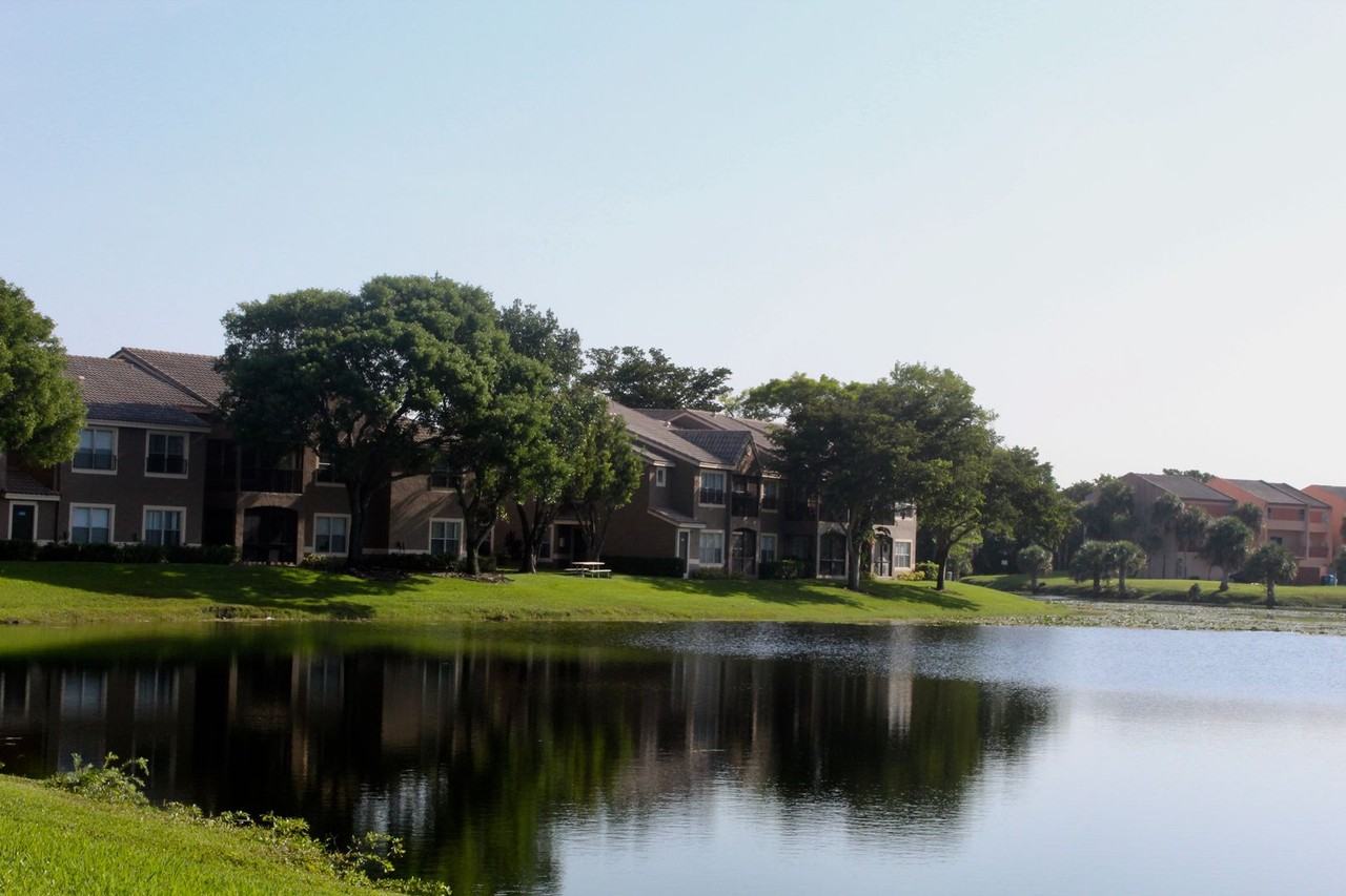 2801 Northwest 91st. Ave. - Photo 6 of 50