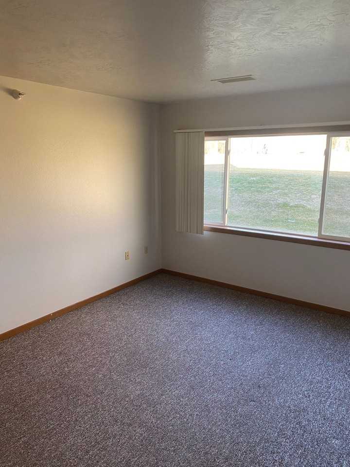 Riverside Estates - Photo 6 of 19