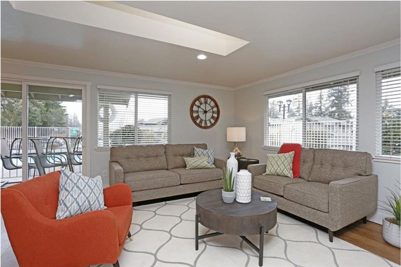 Crosspointe - Photo 4 of 11