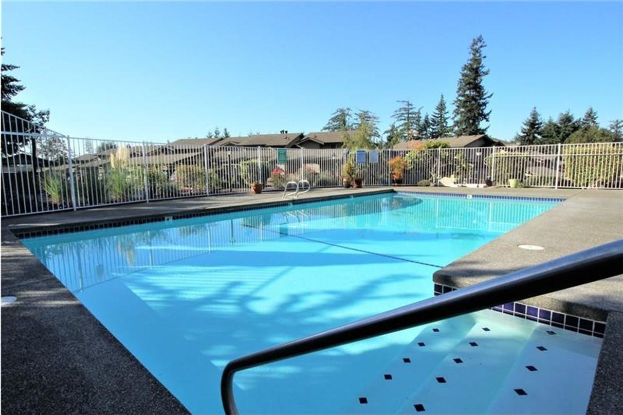 Crosspointe - Photo 5 of 11