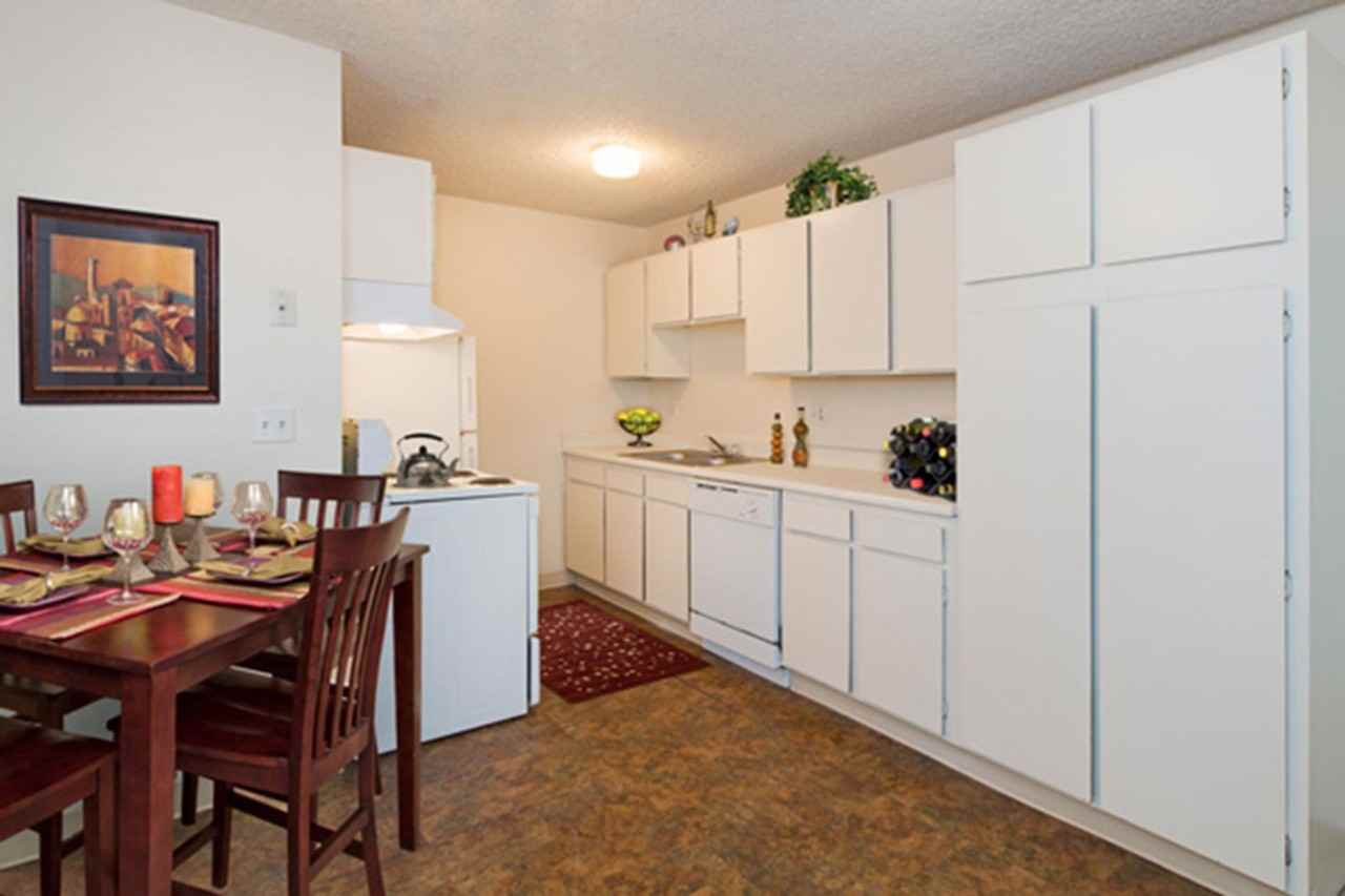 Mountain Shadows - Photo 2 of 5