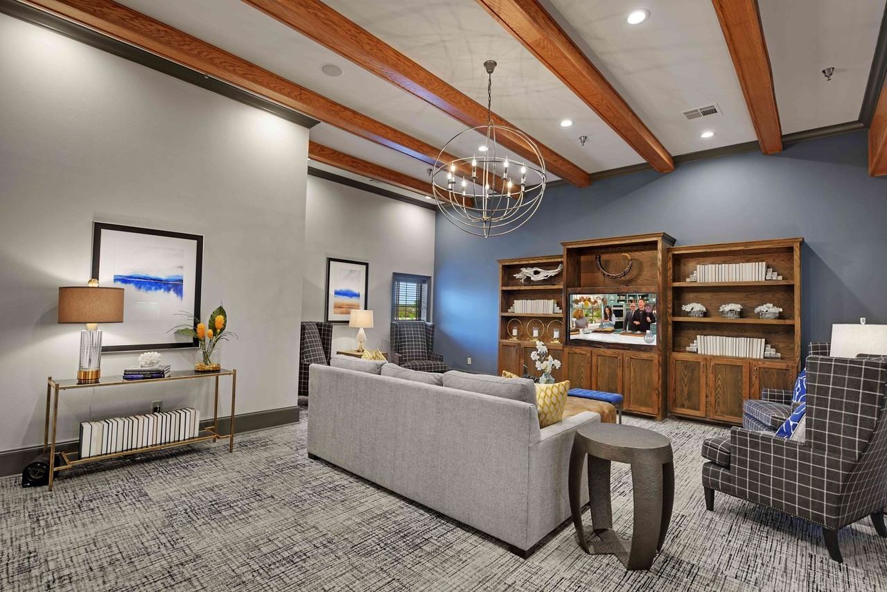 Avanti Hills - Photo 6 of 50