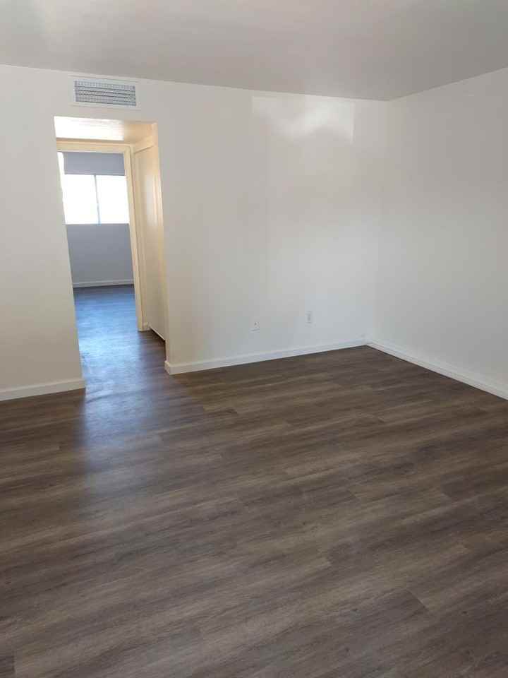 Midtown Commons - Photo 4 of 8