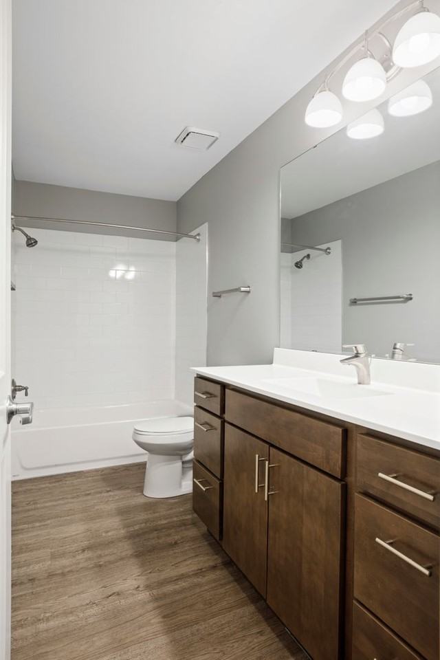 Ballantrae Apartments - Photo 5 of 56