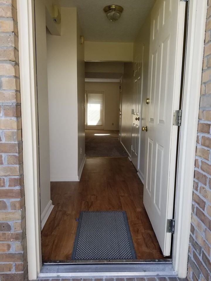 120 Alderman Dr - Photo 2 of 11