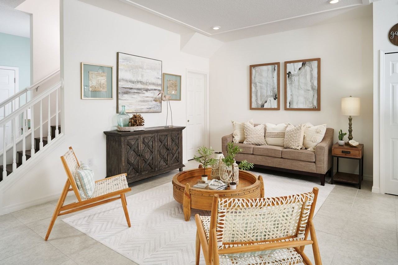 Valencia Isle - Photo 6 of 50