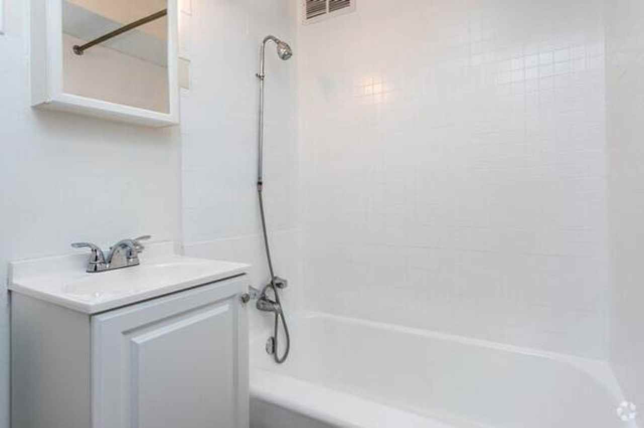 Peak 1535 on South 8th Street - Photo 5 of 7