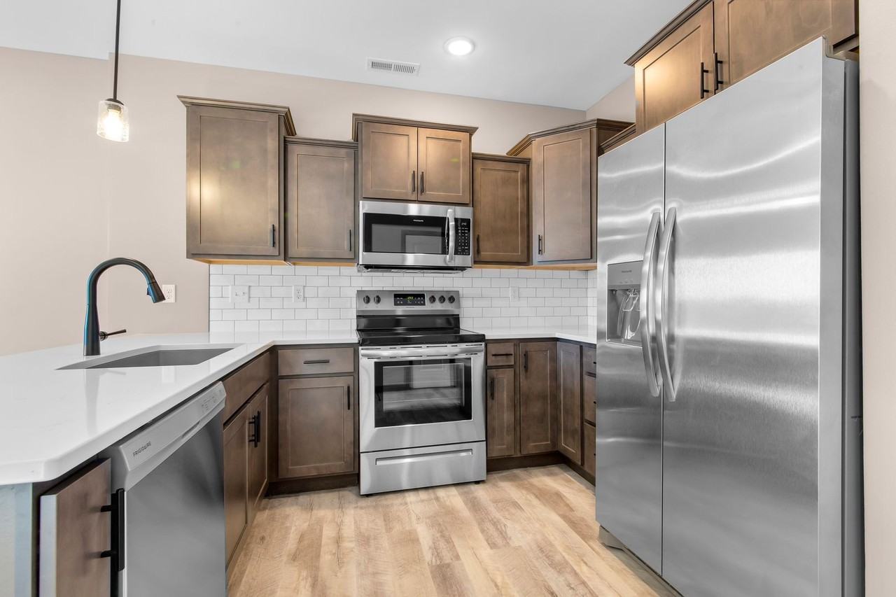 Foxtail Lofts Executive Suites - Photo 2 of 38