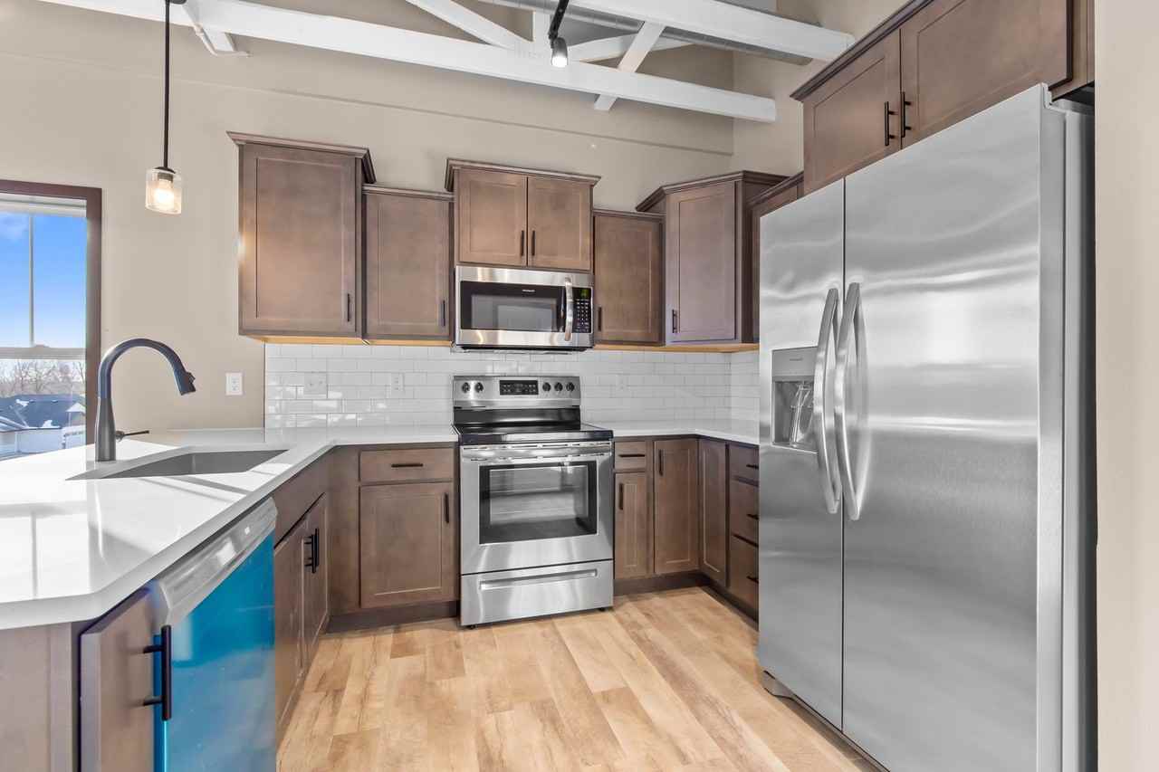 Foxtail Lofts Executive Suites - Photo 3 of 5