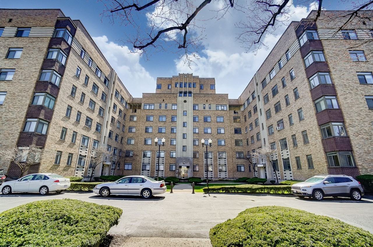 610 ROYAL YORK APARTMENTS, LLC 1445 E Broad St, Columbus, OH 43205