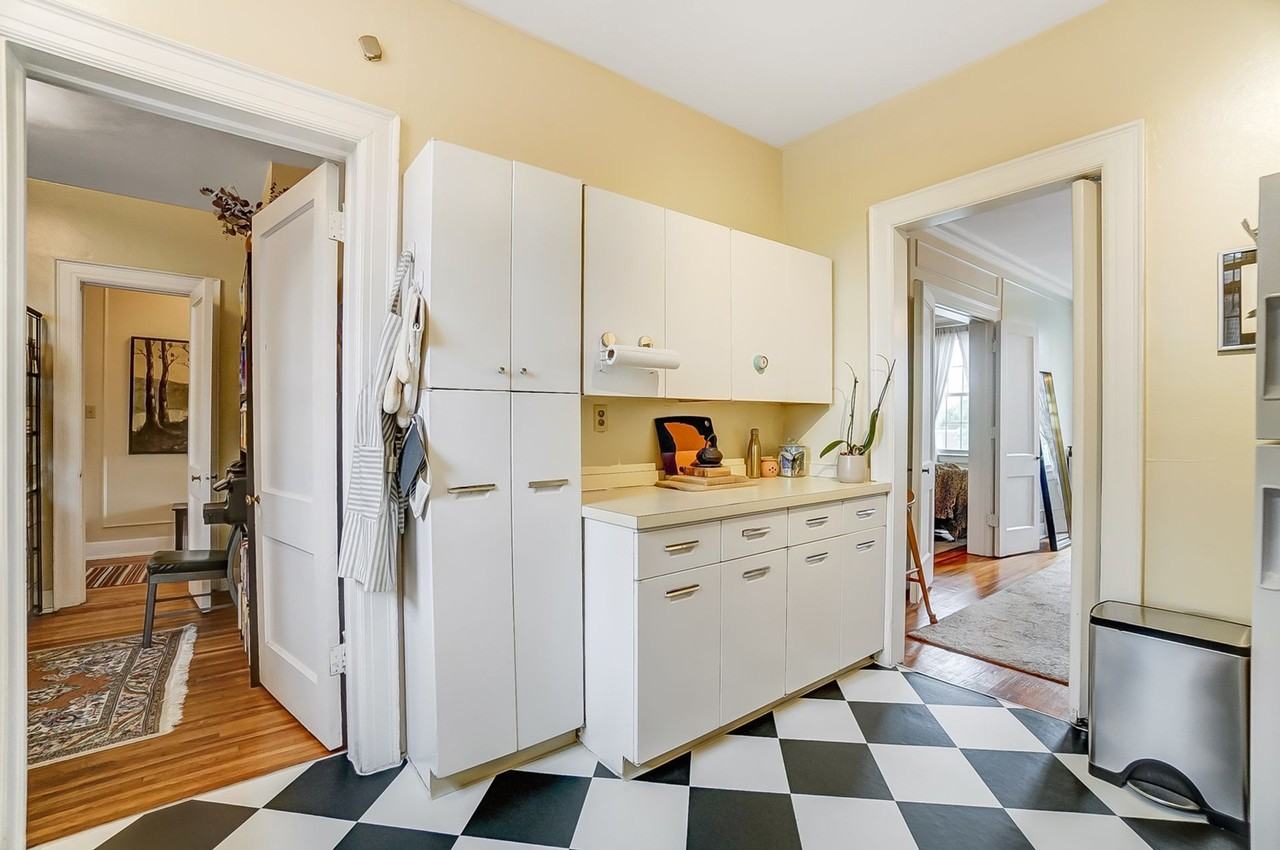 620 - GOVERNORS TERRACE, LLC - Photo 3 of 9