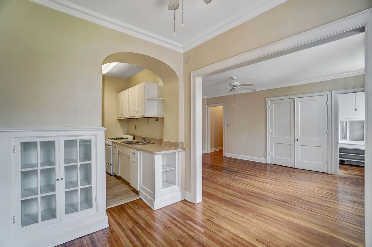 620 - GOVERNORS TERRACE, LLC - Photo 6 of 9