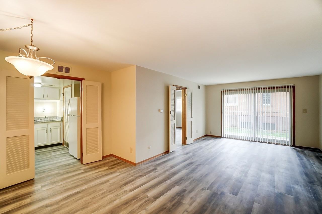 660 - WORTHINGTON TOWERS APTS. LLC - Photo 6 of 7