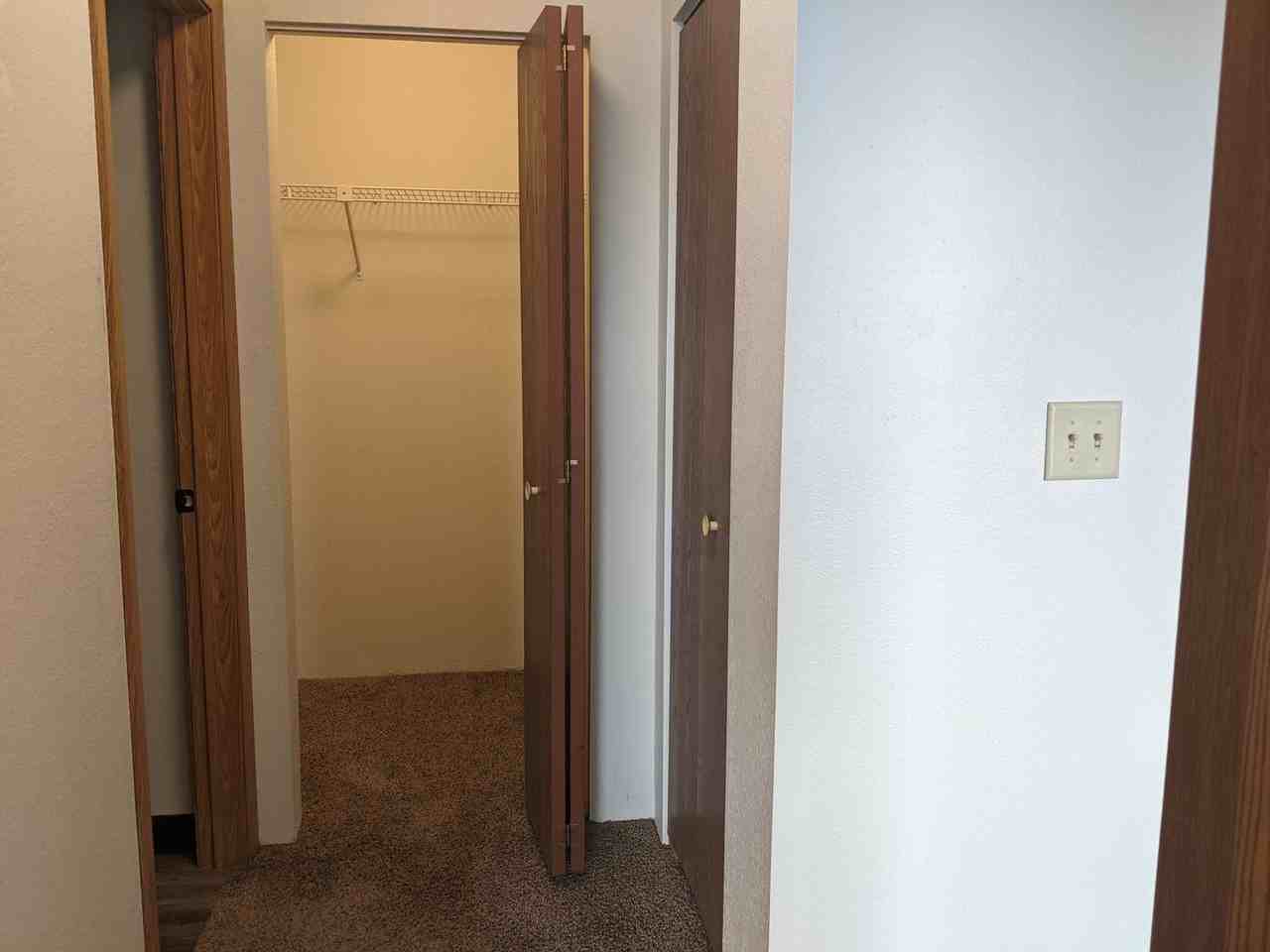 Prairie View Apartments - Photo 5 of 9