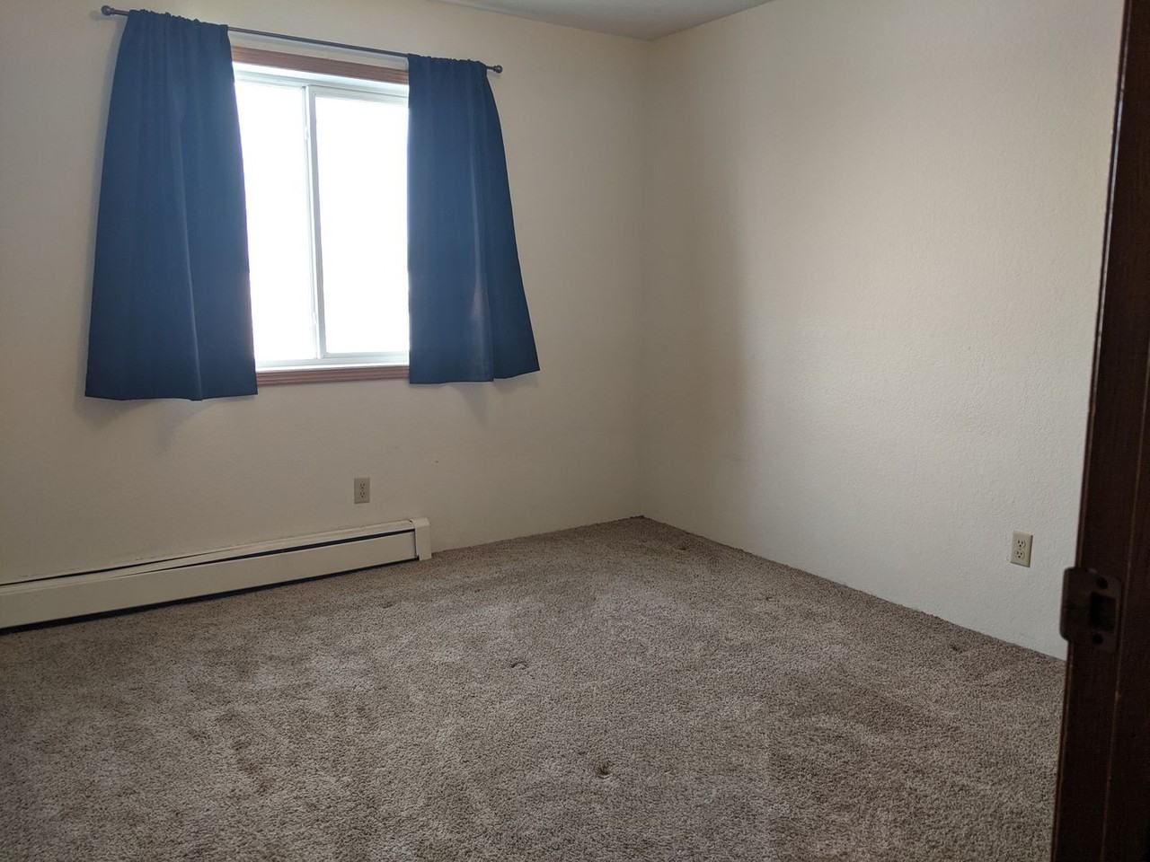 Landview Apartments - Photo 4 of 19