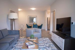 featured image of 2 Plainview Ln