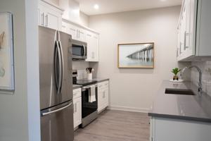 featured image of 2 Plainview Ln