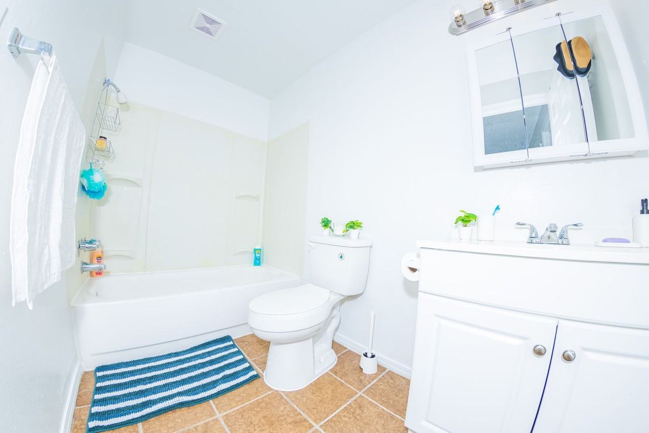 5930 Sixth Ave - Photo 6 of 24