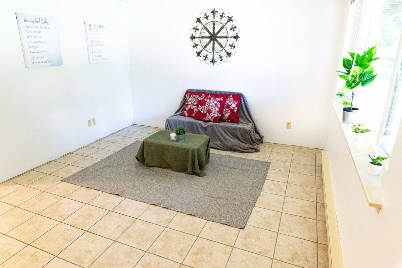 5930 Sixth Ave - Photo 3 of 50