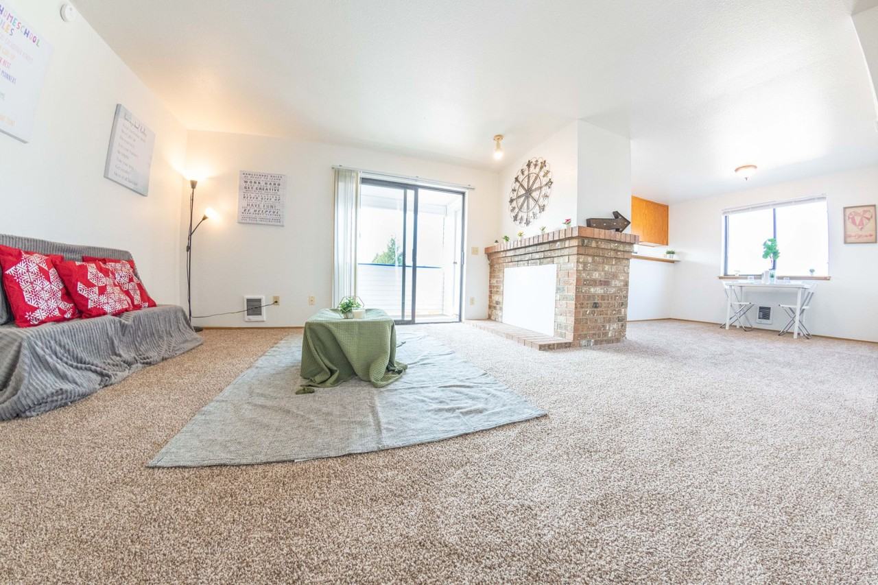 3601 & 3609  I Street NE - Photo 3 of 24