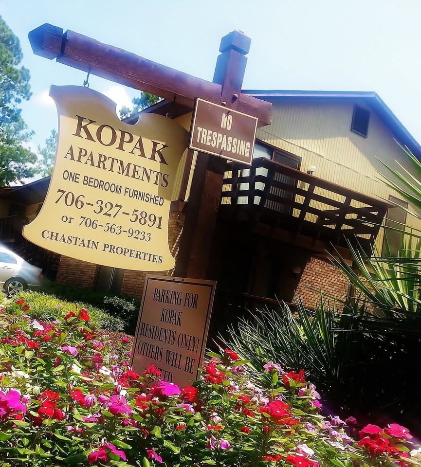 Kopak Apartments - Photo 7 of 11