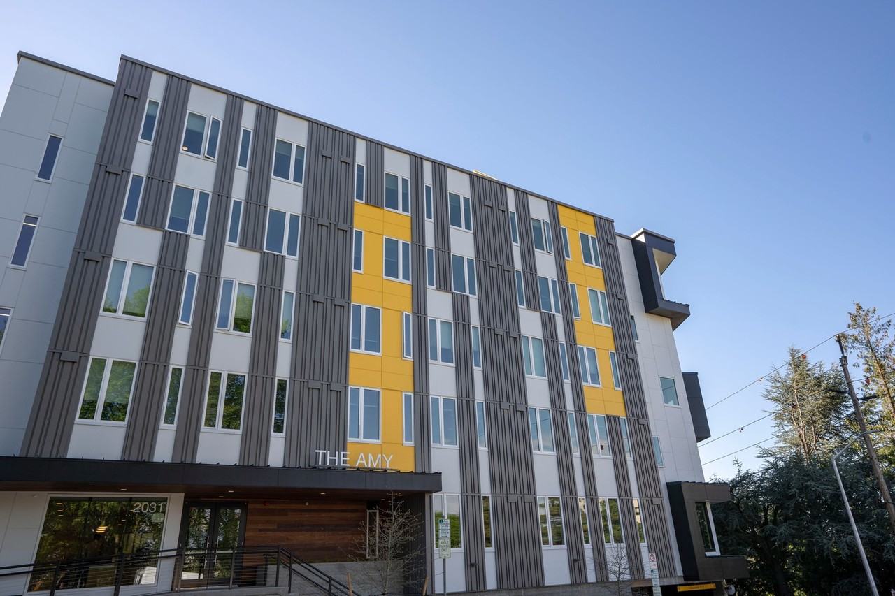 The Amy - Photo 7 of 11