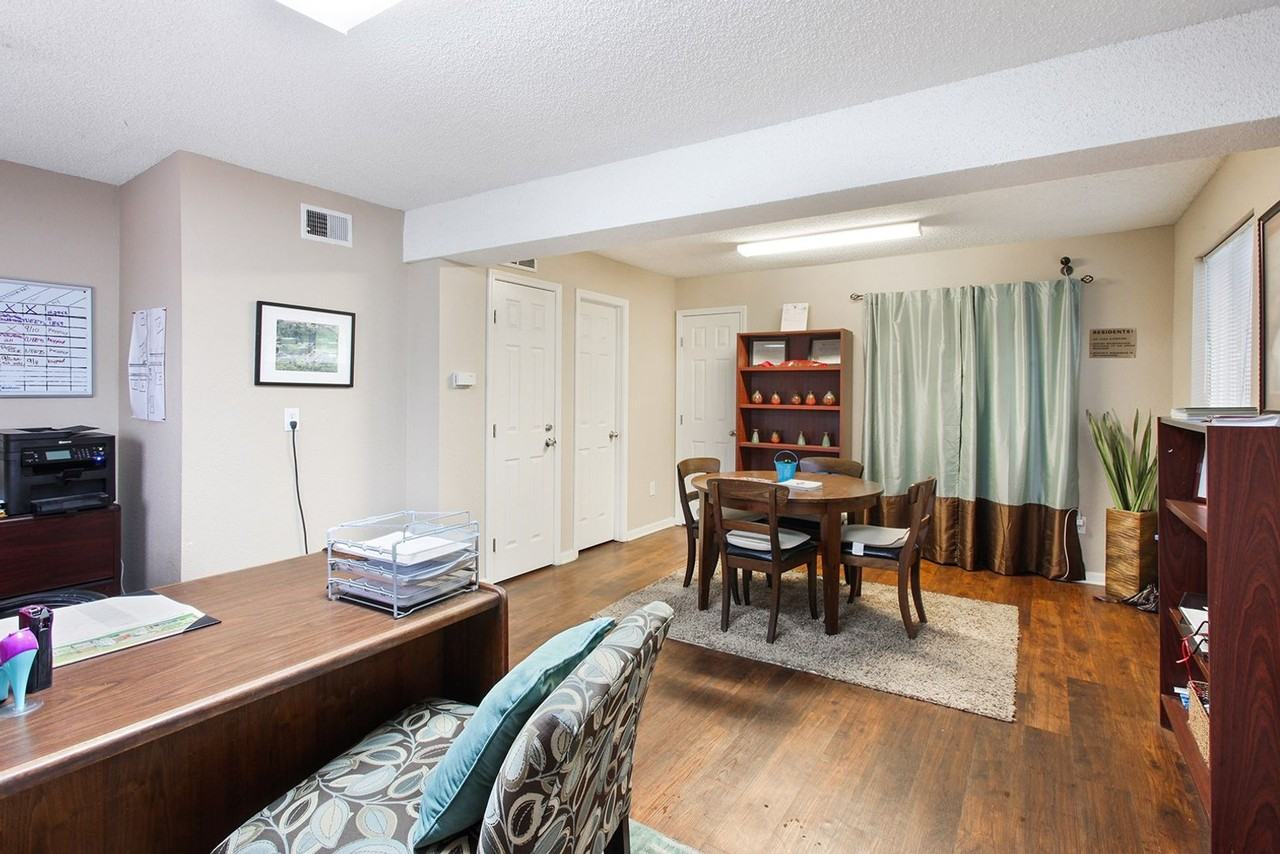 3813 Duck Road - Photo 6 of 26