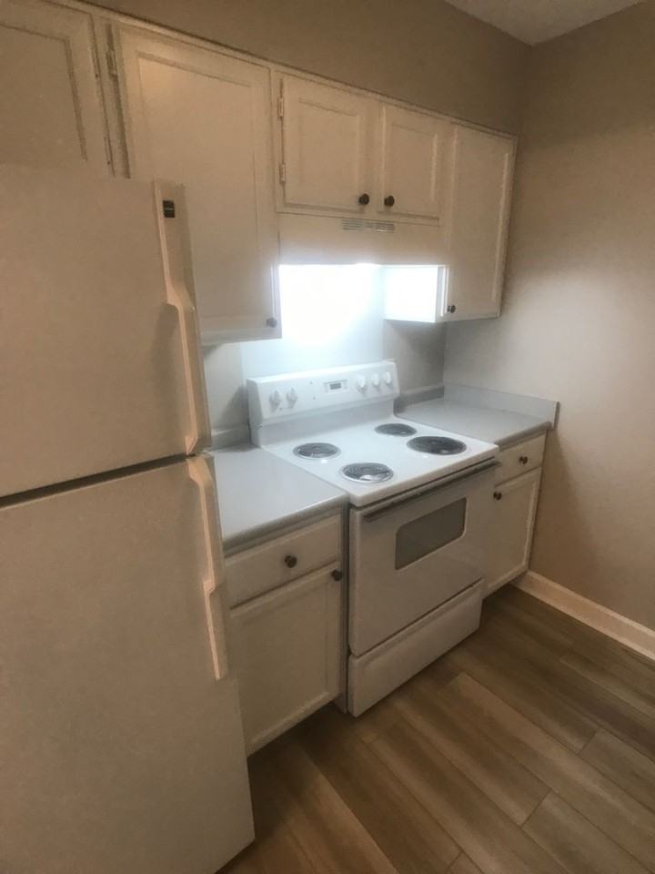 Andover Crossing - Photo 4 of 50