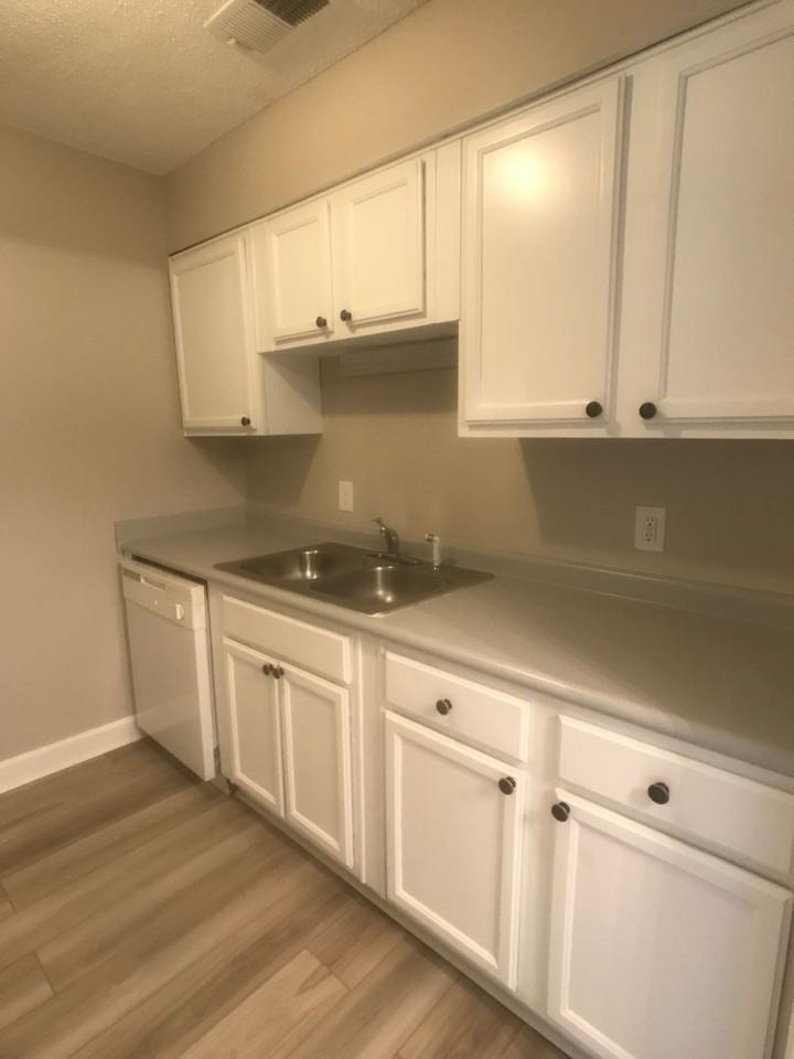 Andover Crossing - Photo 5 of 50