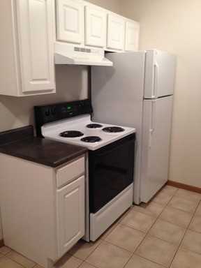 Lakeside Apartments - Photo 4 of 13