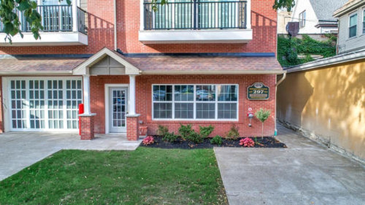 297 West Utica Apartments 2B/2B Luxury Apts w/ Secure/Covered Garage Option In the Heart of the