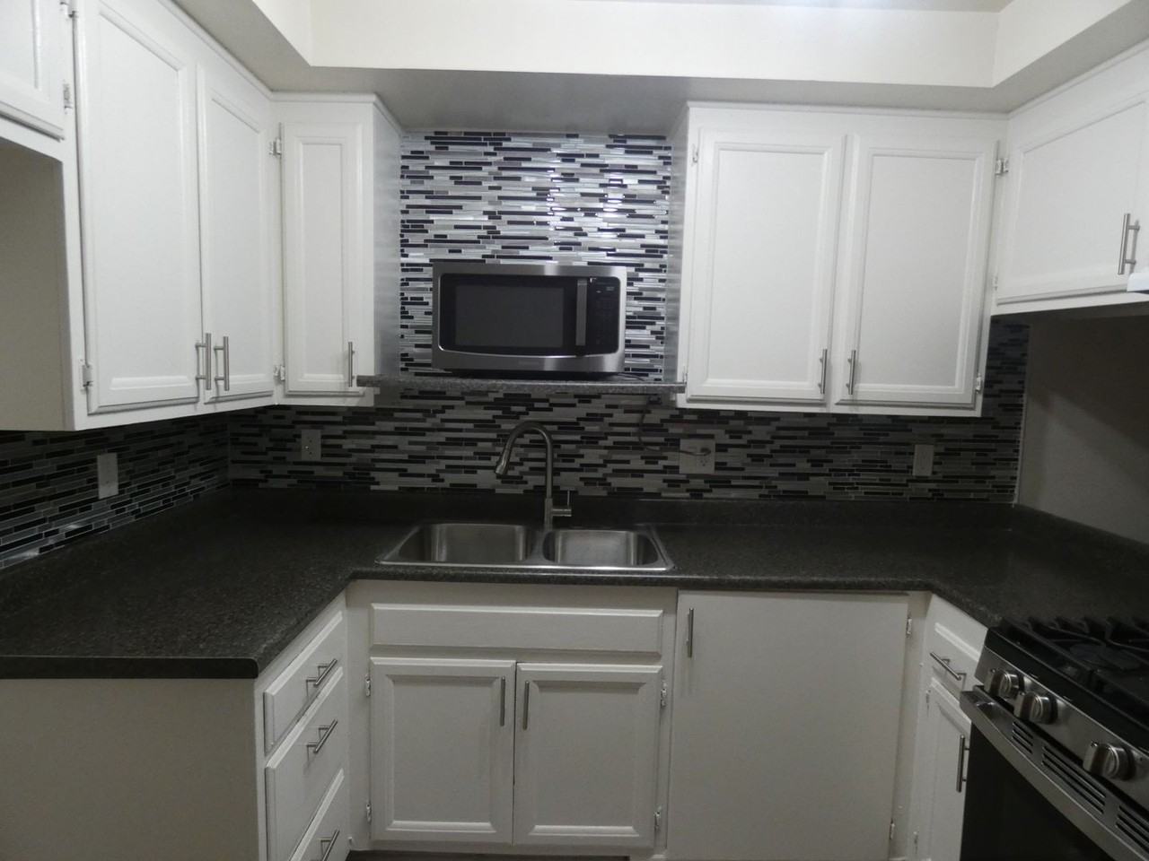 Waterstone Park Apartments - Photo 7 of 18