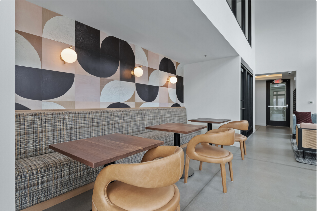 The Aubrey - Photo 5 of 34