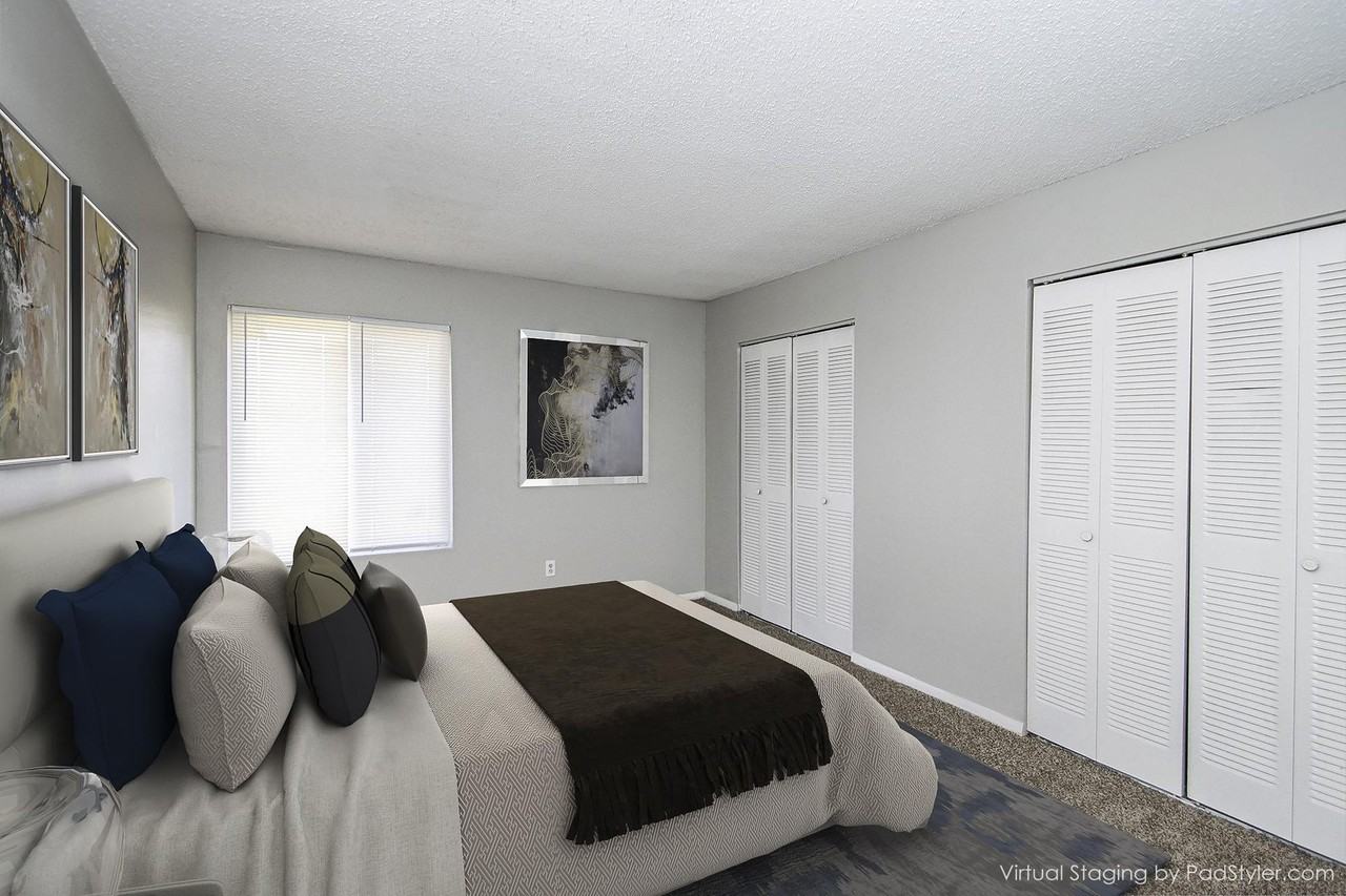 Barrington Hills Apartments - Photo 3 of 36