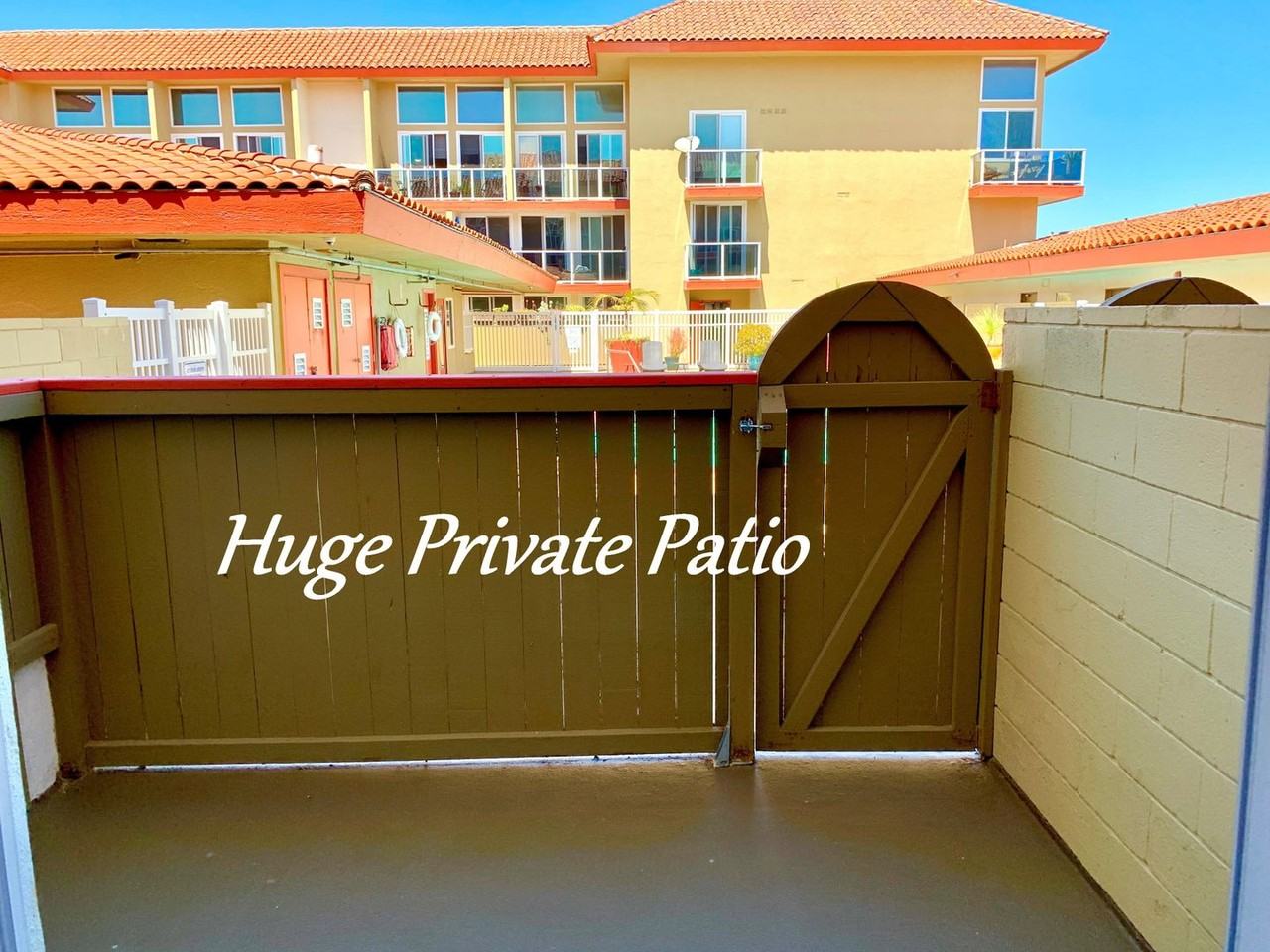 211 Crystal Cove Apts LLC - Photo 6 of 50