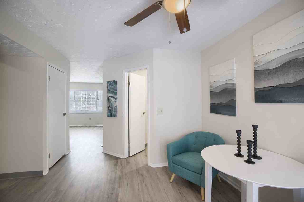 Stratford Chase Townhomes - Photo 4 of 50