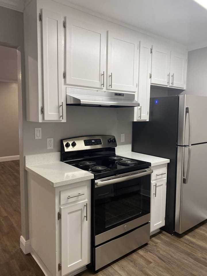 Midway Manor Apts. - Photo 3 of 50