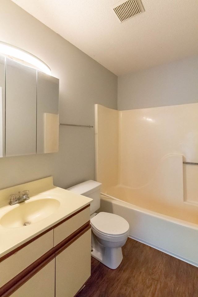 1001 West Wayne Street #303 - Photo 6 of 36