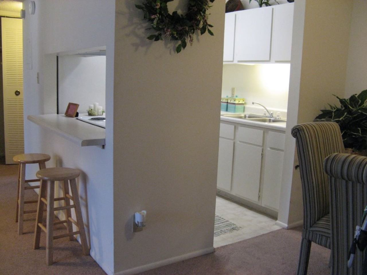 Chimneys Apartments - Photo 5 of 32