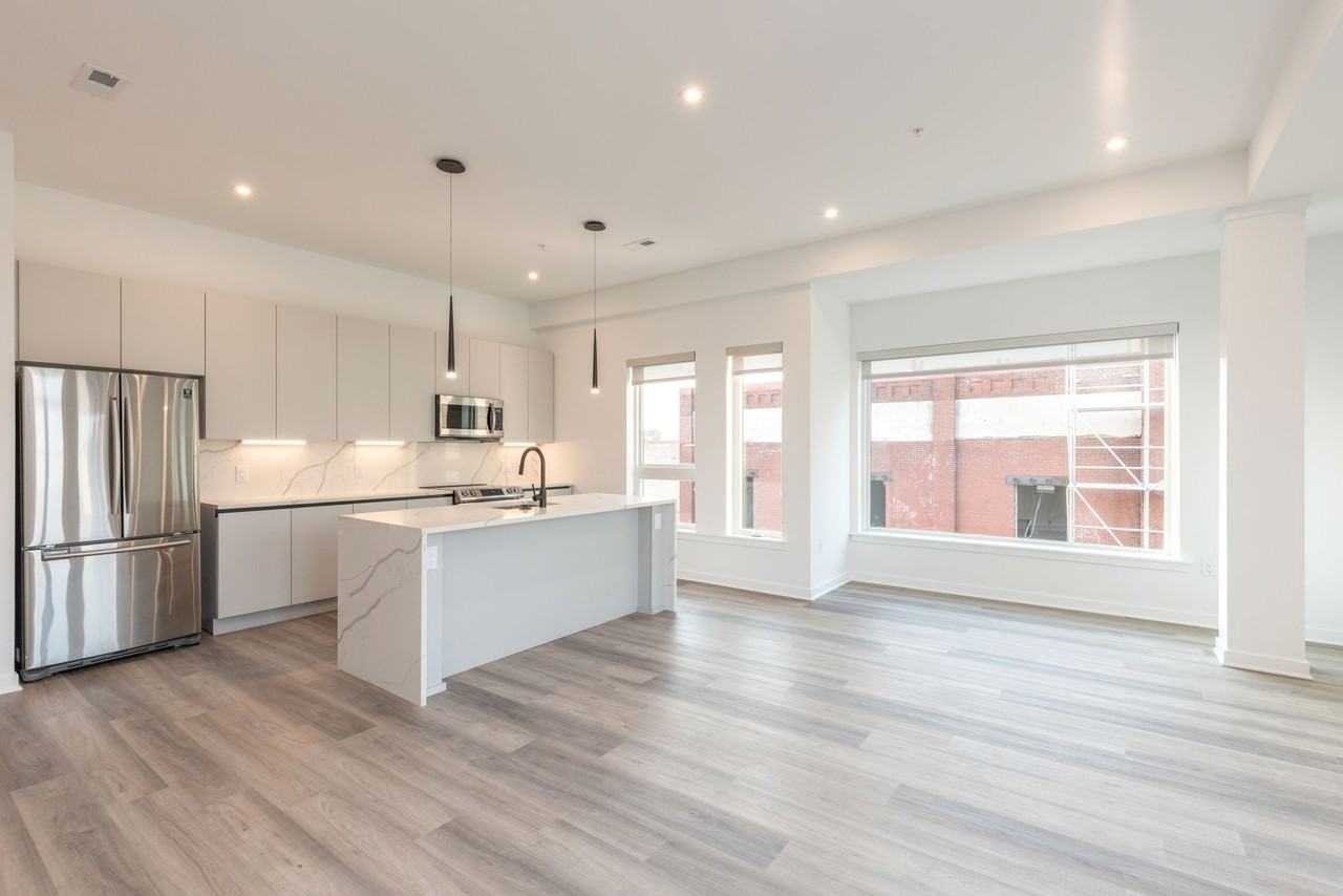 BRUBOX - Photo 7 of 33