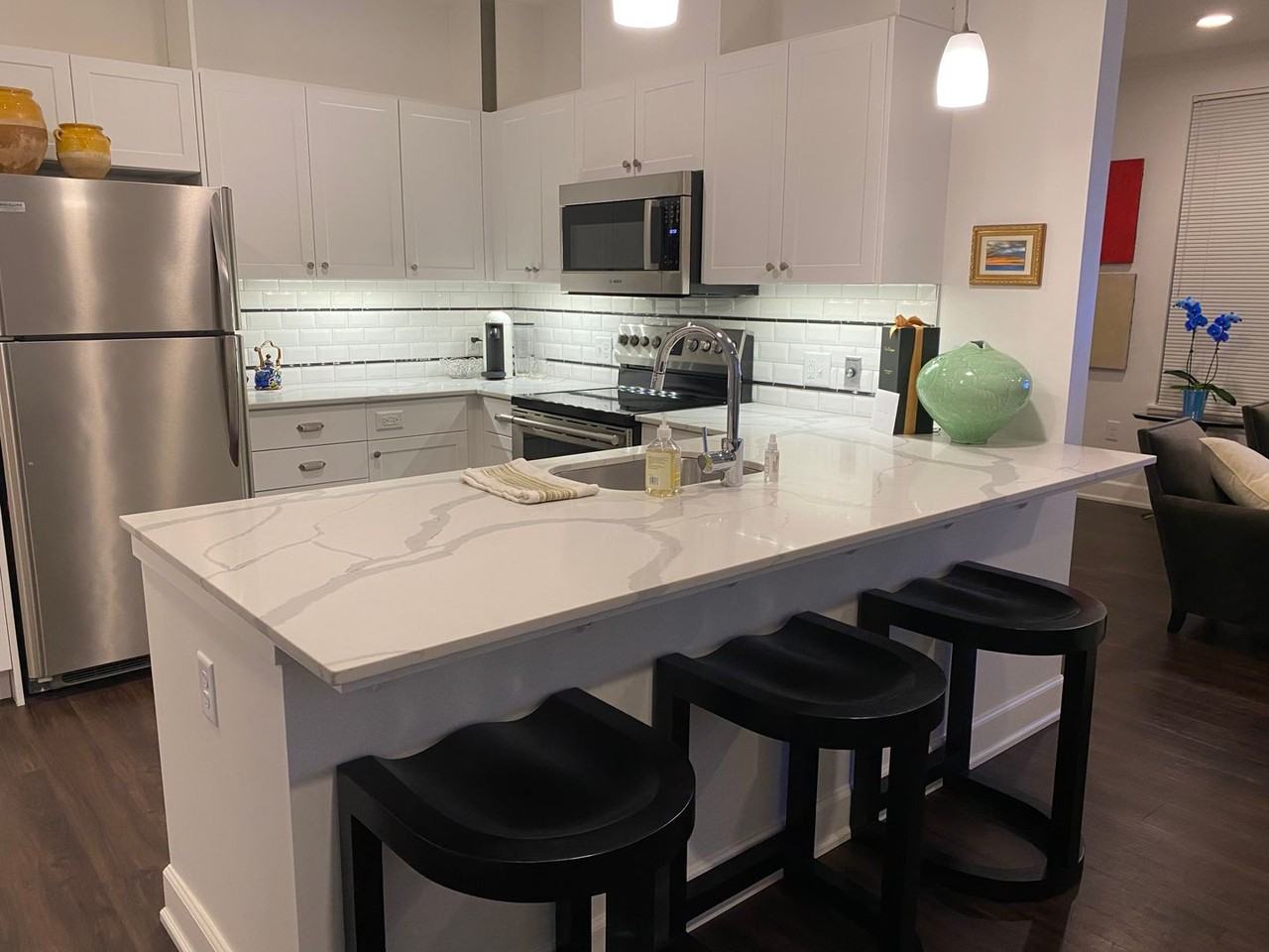 21 Astor - Photo 5 of 12