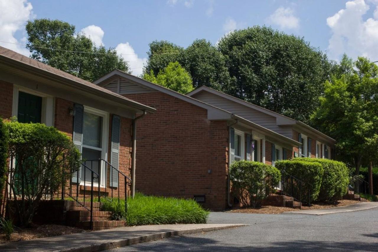 Delane Glen Apartment Affordable 1 bedroom - Photo 6 of 6