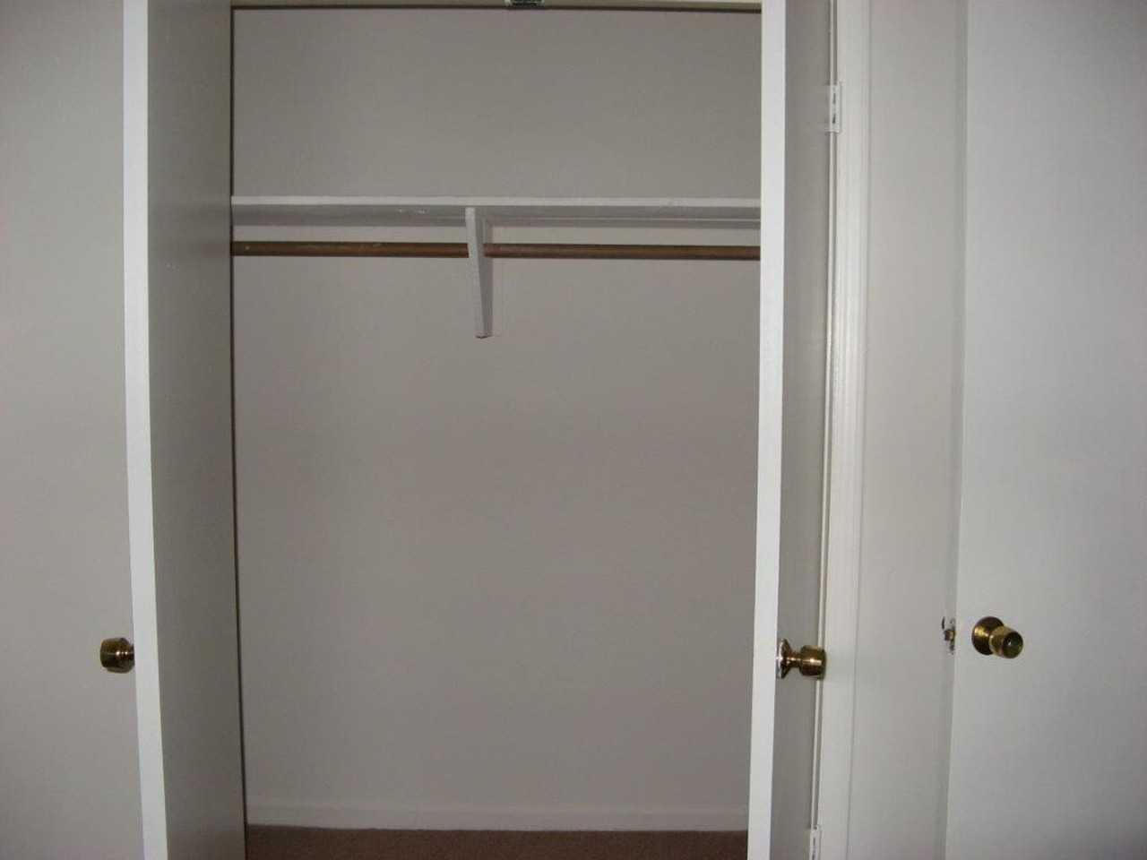 Delane Glen Apartment Affordable 1 bedroom - Photo 4 of 13