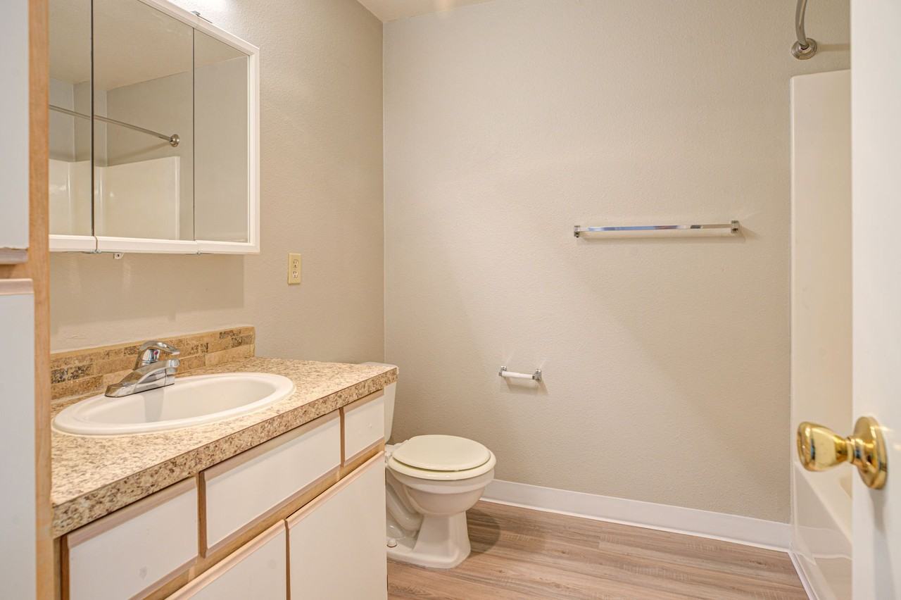 Veri on Sunnyview - Photo 7 of 8