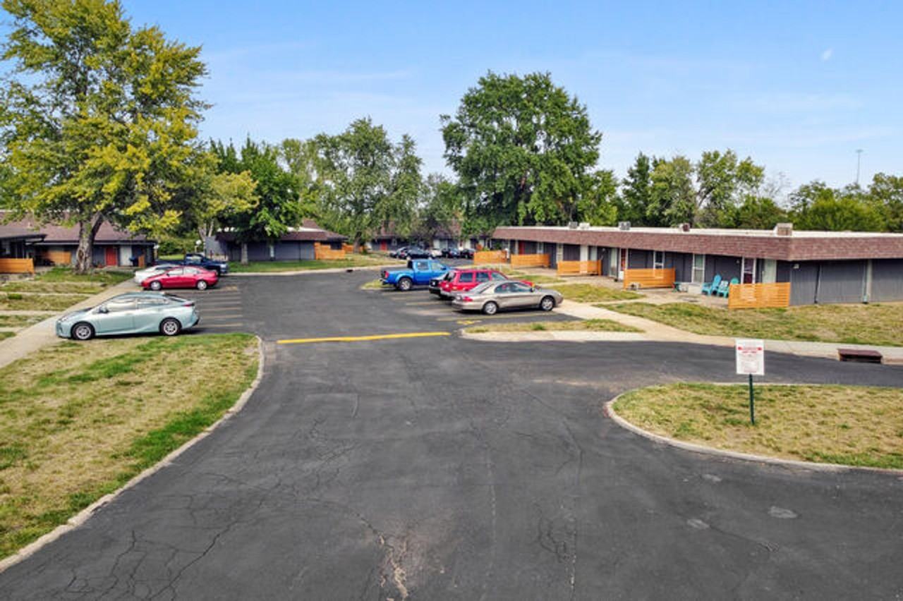 Rock Ridge Ranch Apartments - Photo 3 of 15