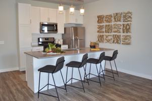 featured image of 2511 Watermark Ter