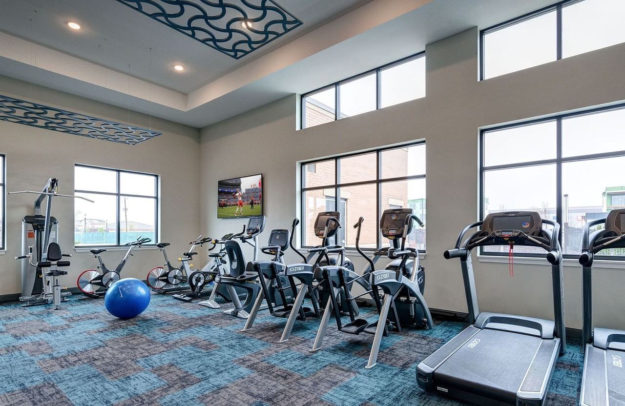 Watermark at The Grove - Photo 6 of 50