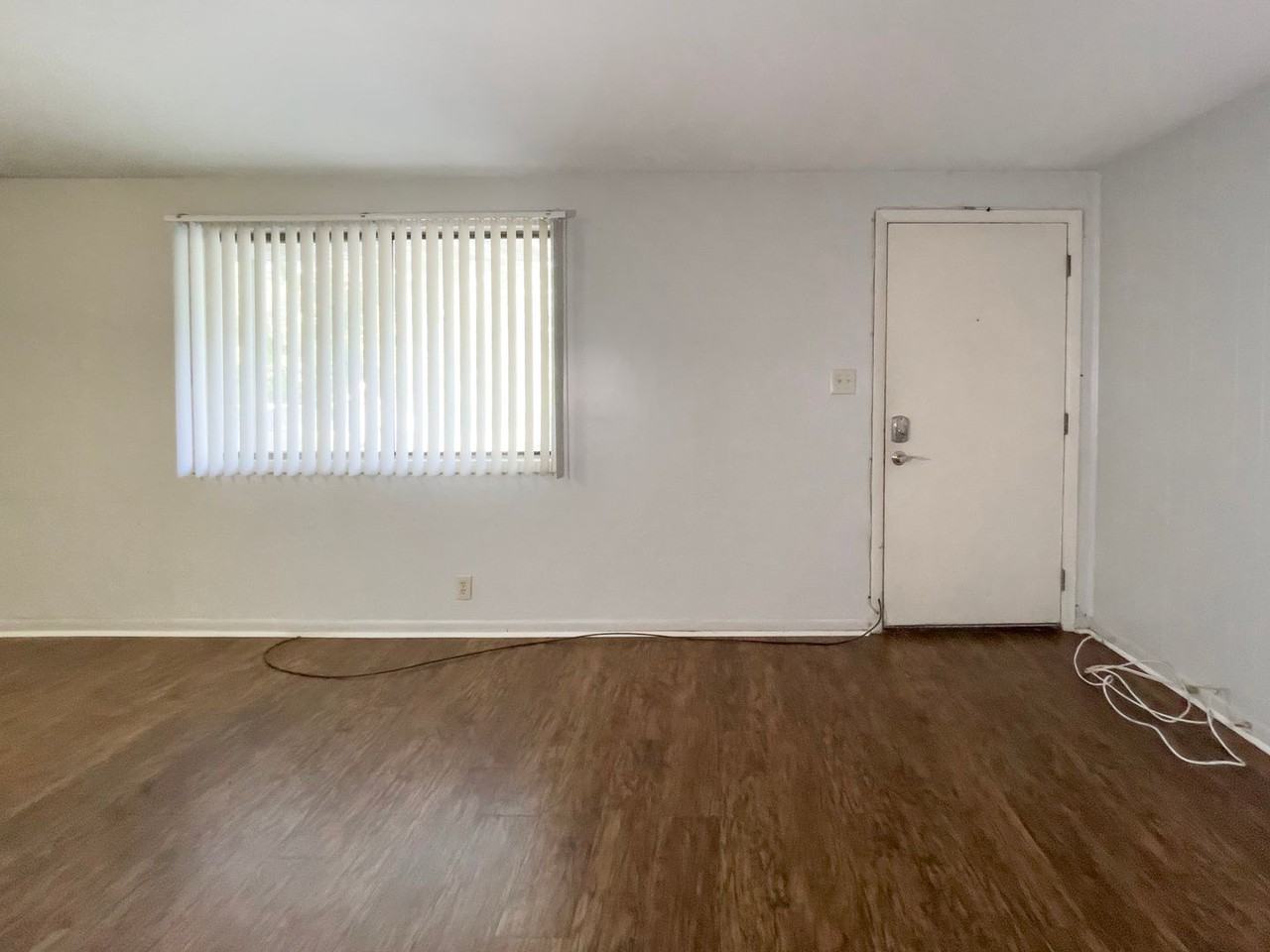 715 South Brittain Avenue - Photo 4 of 13