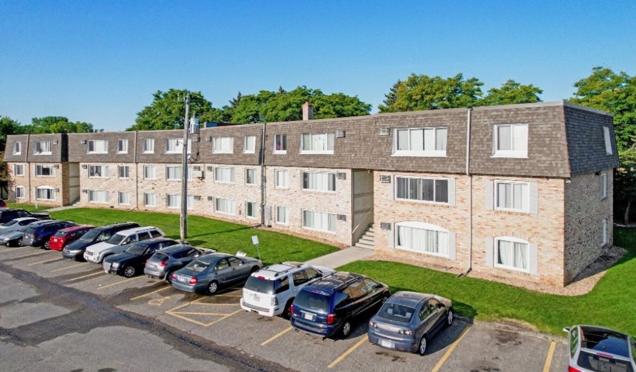 2700-2727 Rhode Island Ave S. (Rhode Island Chateau) - Photo 4 of 13